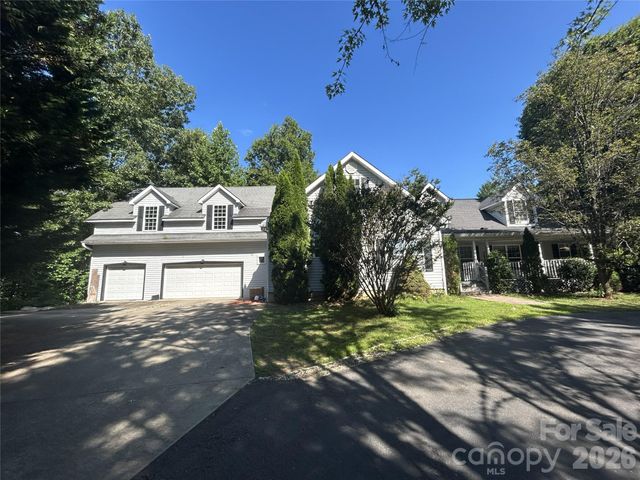 34 England Valley Road, Weaverville, NC 28787