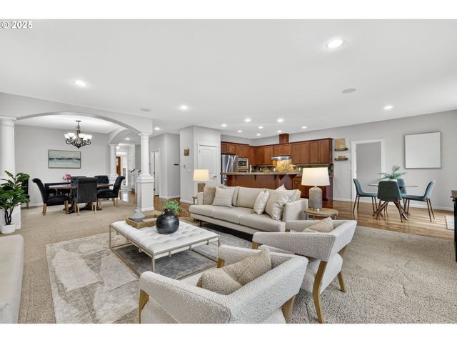 13140 Sw MADISON Ct, Beaverton, OR 97008