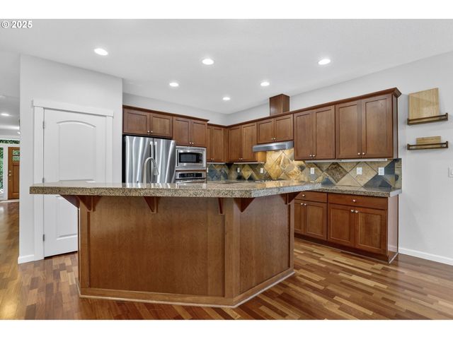 13140 Sw MADISON Ct, Beaverton, OR 97008