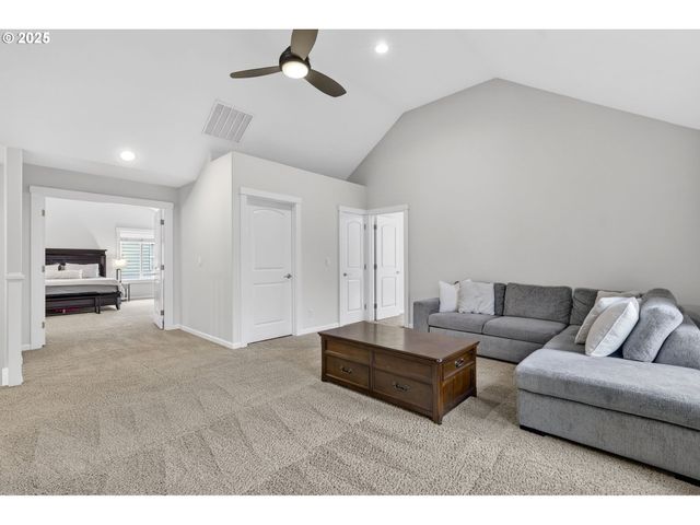 13140 Sw MADISON Ct, Beaverton, OR 97008