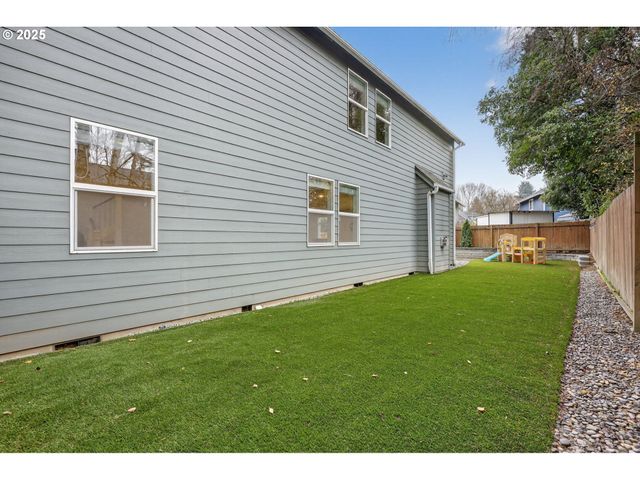 13140 Sw MADISON Ct, Beaverton, OR 97008