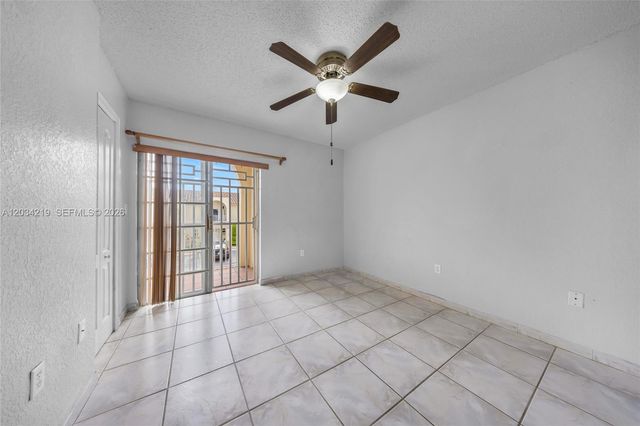 515 W 68th St 3, Hialeah, FL 33014