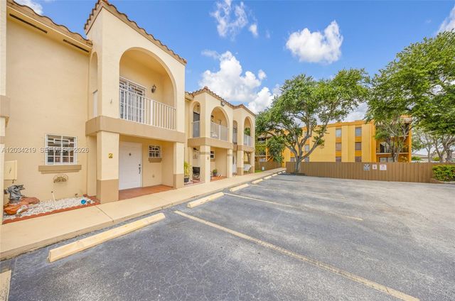 515 W 68th St 3, Hialeah, FL 33014