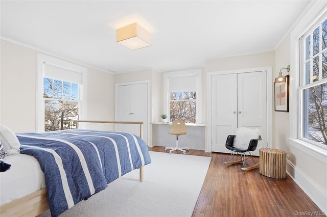 10 Circle Avenue, Larchmont, NY 10538