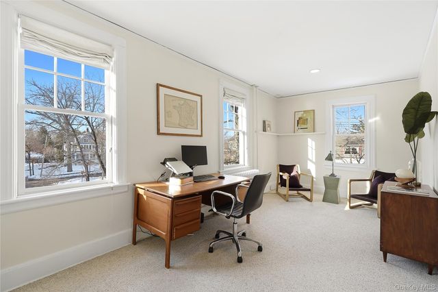 10 Circle Avenue, Larchmont, NY 10538