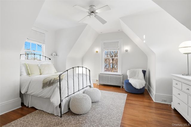 10 Circle Avenue, Larchmont, NY 10538