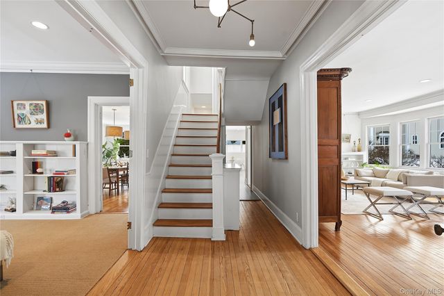 10 Circle Avenue, Larchmont, NY 10538