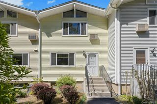 18 Scenic Circle 18, Croton-on-hudson, NY 10520