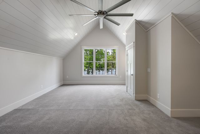 1483 Boardwalk Pl, Gallatin, TN 37066