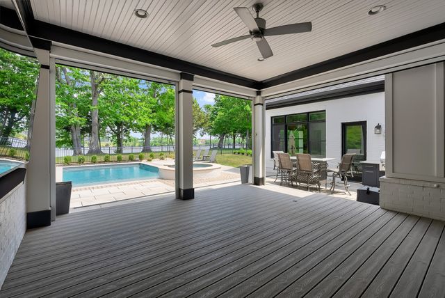 1483 Boardwalk Pl, Gallatin, TN 37066
