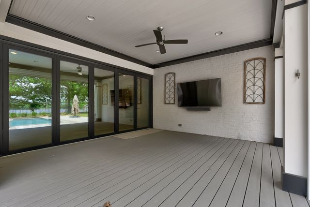 1483 Boardwalk Pl, Gallatin, TN 37066