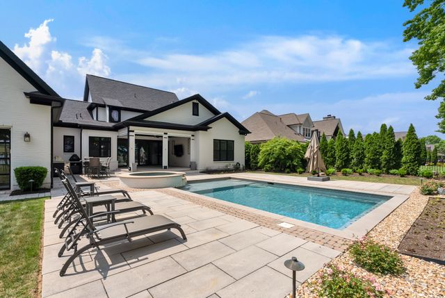 1483 Boardwalk Pl, Gallatin, TN 37066