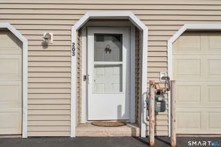 233 Derby Avenue 203, Derby, CT 06418