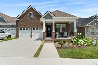 408 Gingerwood Ln, Hendersonville, TN 37075