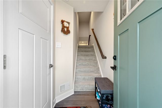 5001 Lampl Ln, Penn Twp, PA 15644