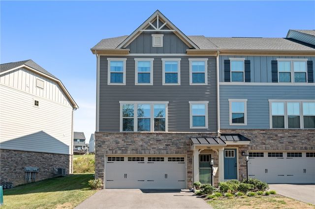 5001 Lampl Ln, Penn Twp, PA 15644