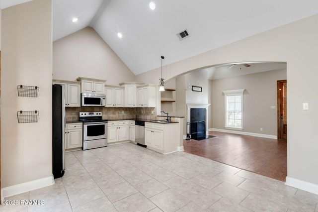 110 Mirada Lane, Lafayette, LA 70508