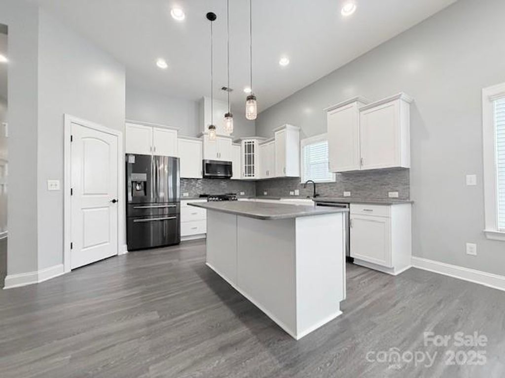 128 Paradise Hills Circle, Mooresville, NC 28115