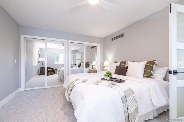 524 Fernhurst Court, Orion Charter Township, MI 48362