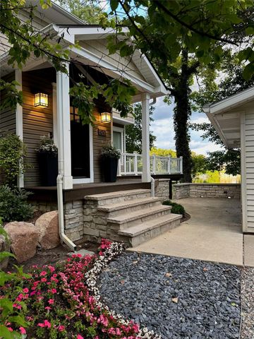 524 Fernhurst Court, Orion Charter Township, MI 48362
