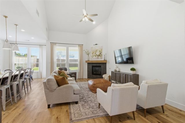 800 Cromwell Drive, Celina, TX 75009