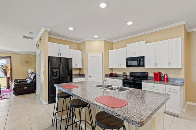 3184 LYTTON HALL DRIVE, Zephyrhills, FL 33540