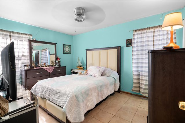 1255 Olden Street, Dallas, TX 75211