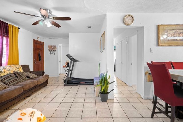 1255 Olden Street, Dallas, TX 75211