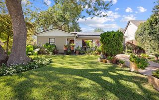 1255 Olden Street, Dallas, TX 75211