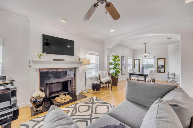 5511 Oakwood CV B, Austin, TX 78731