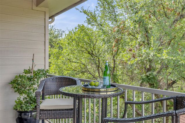 5511 Oakwood CV B, Austin, TX 78731