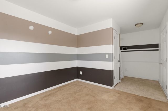 707 Bentley Lane, Burlington, NC 27217
