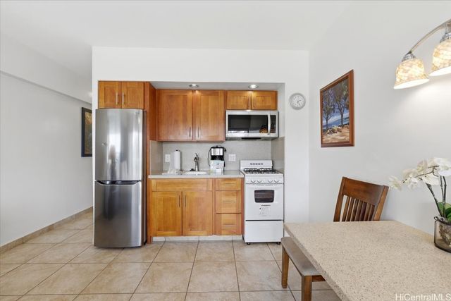 2161 Kalia Road 505, Honolulu, HI 96815