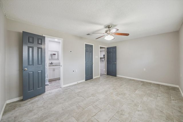 19331 Leafwood Lane, Houston, TX 77084