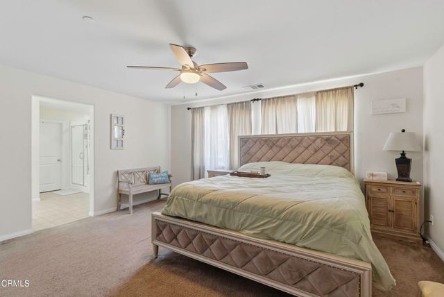 5018 Gleaming Gem Way, Bakersfield, CA 93313