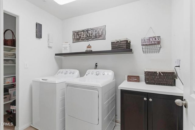 5018 Gleaming Gem Way, Bakersfield, CA 93313