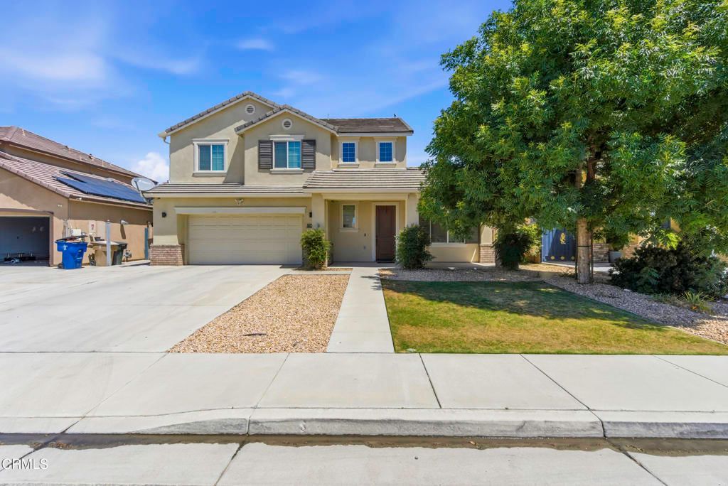 5018 Gleaming Gem Way, Bakersfield, CA 93313