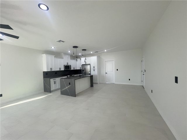 949 Harbor Drive, Bullhead City, AZ 86442