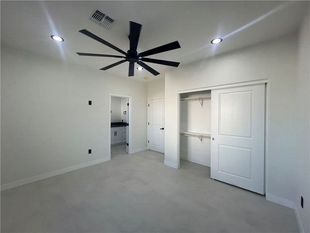 949 Harbor Drive, Bullhead City, AZ 86442