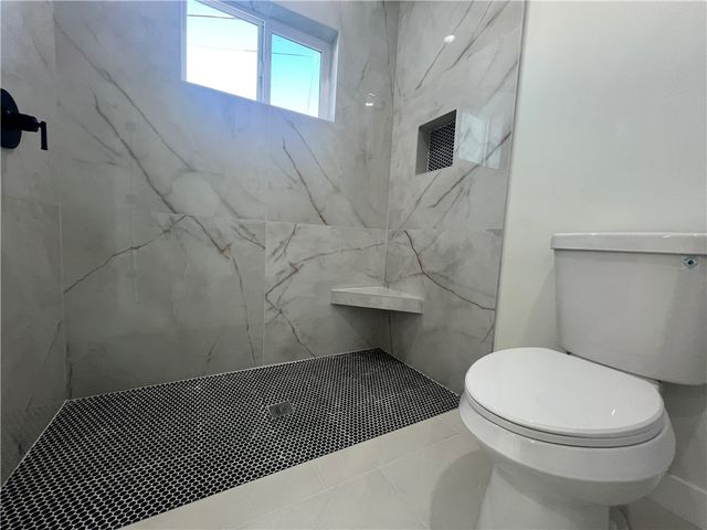 949 Harbor Drive, Bullhead City, AZ 86442