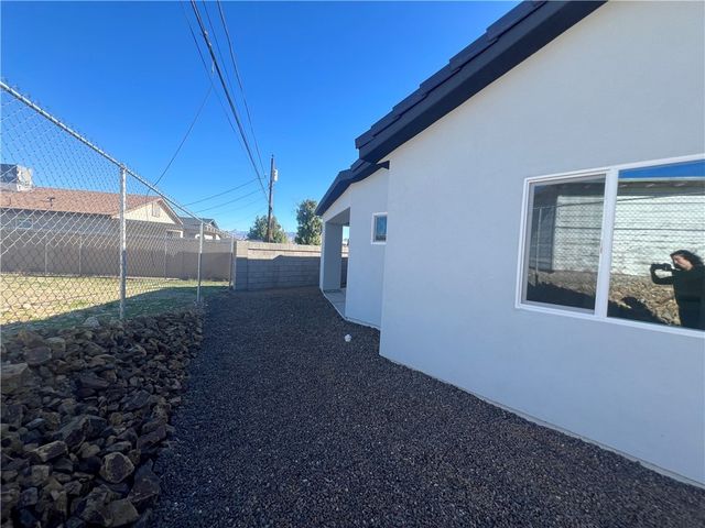 949 Harbor Drive, Bullhead City, AZ 86442