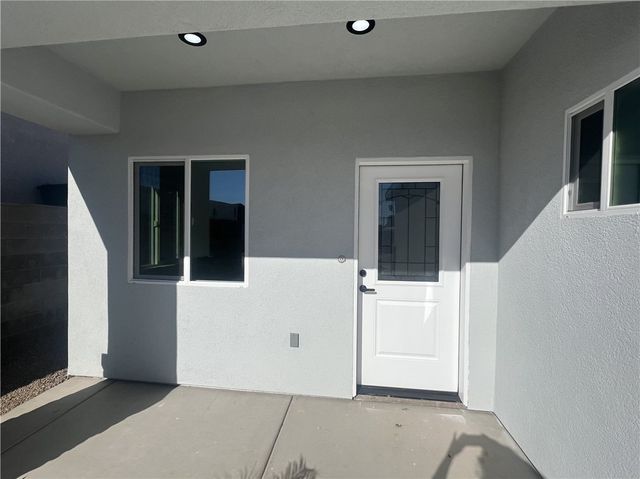 949 Harbor Drive, Bullhead City, AZ 86442