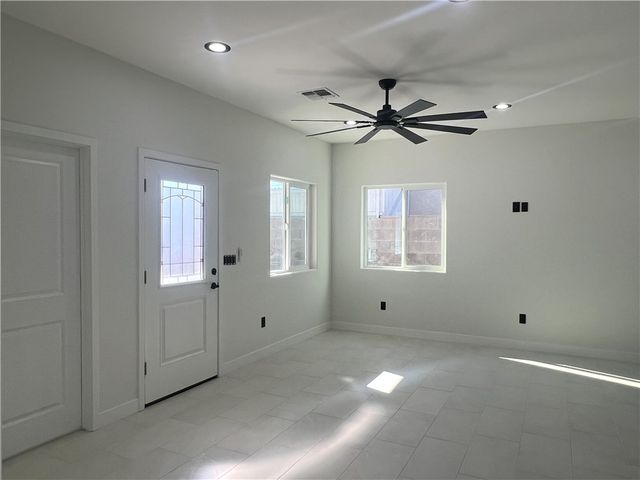 949 Harbor Drive, Bullhead City, AZ 86442