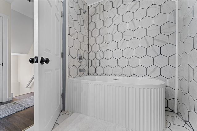 5440 Hillcrest Street, Garfield, PA 15206