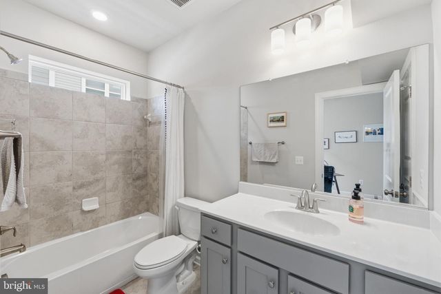 8150 TOMPKINS ST, Rockville, MD 20855