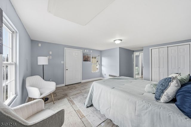 337 Lafayette St, Rahway City, NJ 07065