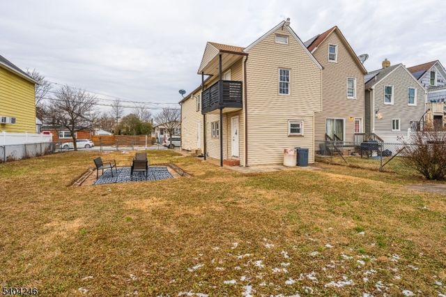 337 Lafayette St, Rahway City, NJ 07065