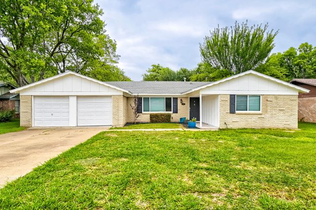 4812 Grove Street, North Richland Hills, TX 76180