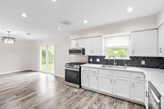4812 Grove Street, North Richland Hills, TX 76180