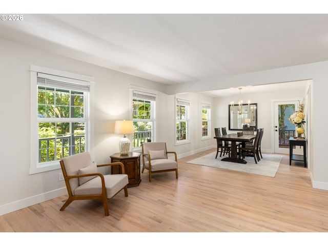 2270 OSTMAN Rd, West Linn, OR 97068